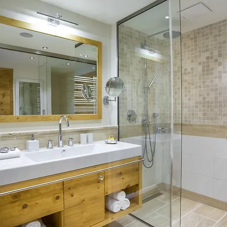 Hotel Gut Weissenhof 4*