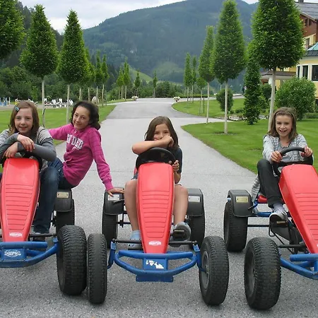 Hotel Gut Weissenhof 4*